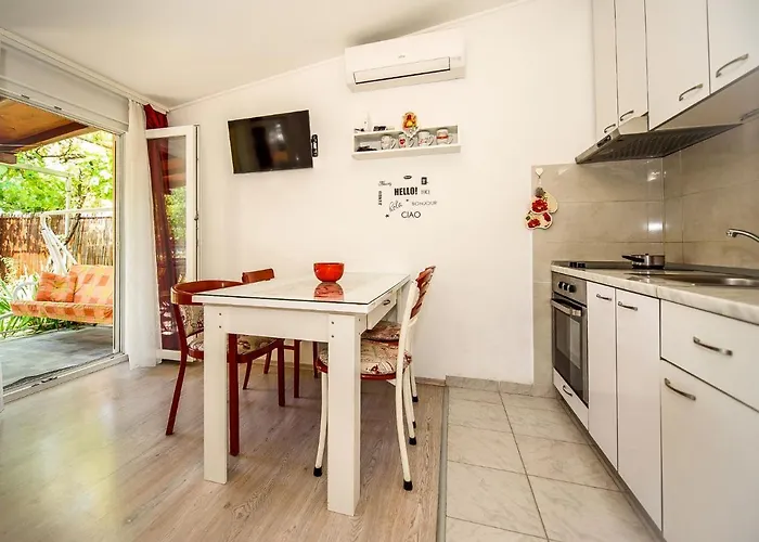 Taja By Interhome Σπλιτ